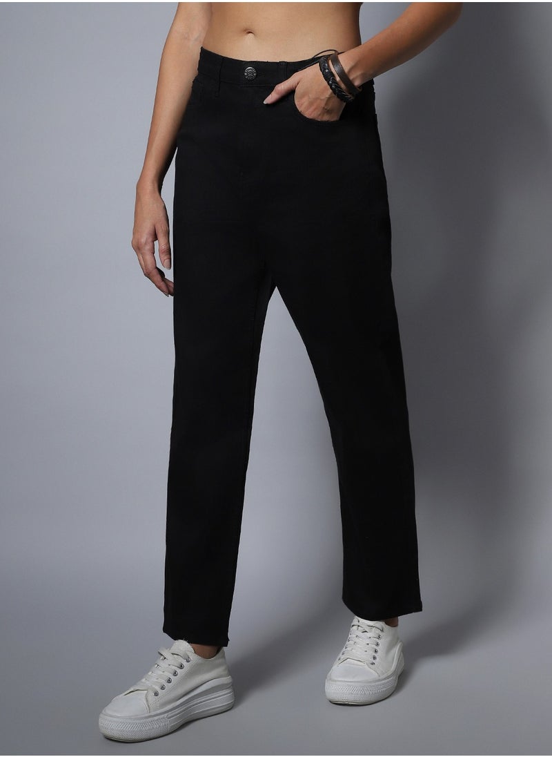 Black Straight Fit Jeans for Women, High-Rise Comfort - pzsku/Z07EC803B22784F6AA902Z/45/_/1721301620/1bfbbda4-ea5f-43fe-872d-3010f9bd2b51