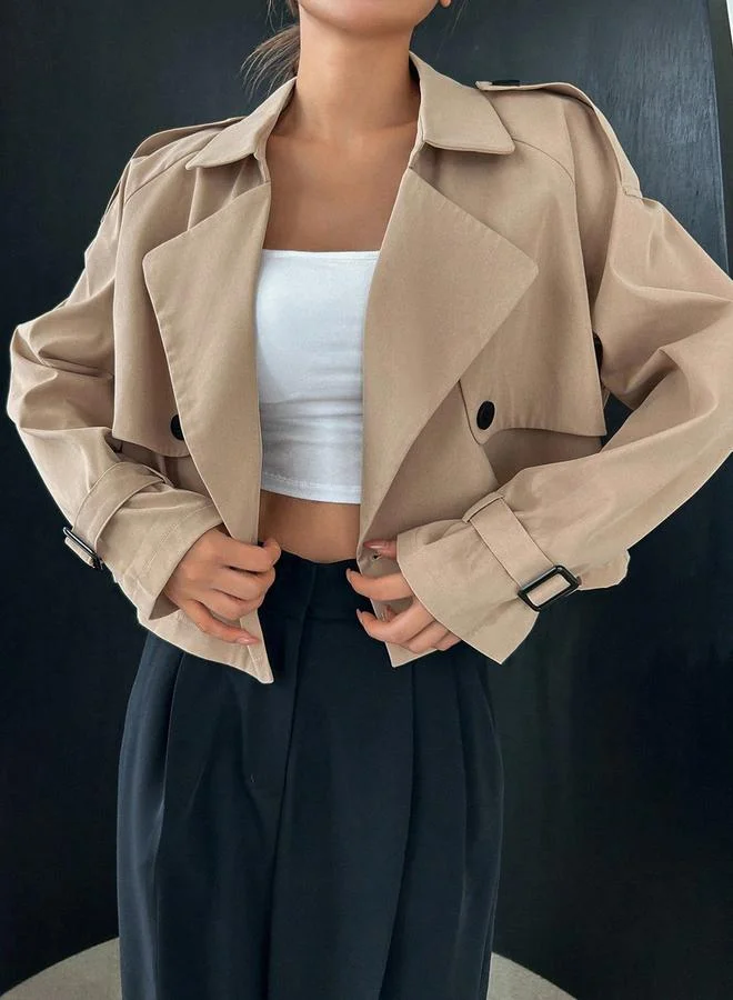 تايك تو جاكيت عملي قصير بلون بيج