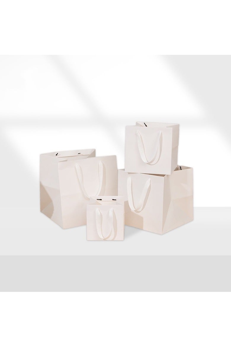 بي إيان مربع أسفل الكرتون الأبيض كيس Tote - بريميوم 230GSM ماتي النهاية، رطوبة مقاومة وتخصيص (15 سم إلى 30 سم) - مثالية للزهور والهدايا والتغليف المخبز - Image 2