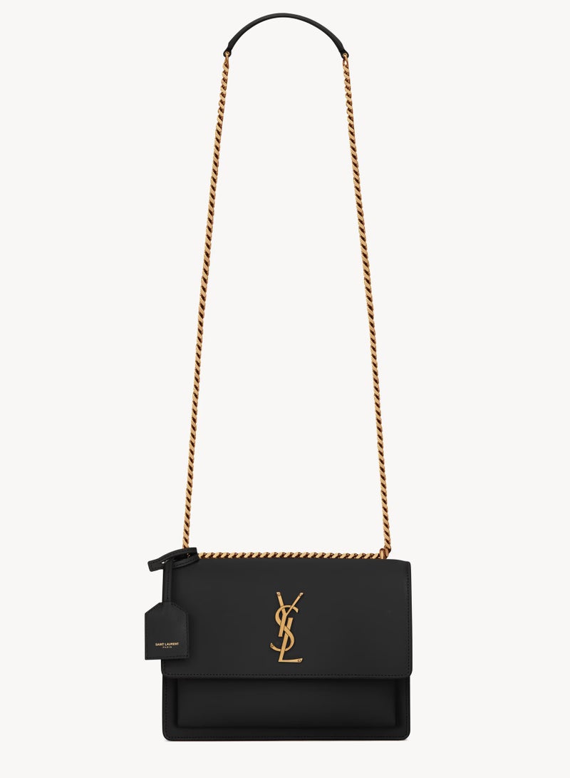 ایو سن لوران حقيبة سان لوران صن ست متوسطة الحجم، مصنوعة من جلد ناعم، مزودة بغطاء، مبطنة بالجلد، مزودة بقلادة كاساندرا وسلسلة جلدية قابلة للفصل، حقيبة كروس بودي نسائية، حقيبة كتف نسائية، حقيبة سفر نسائية - Image 1