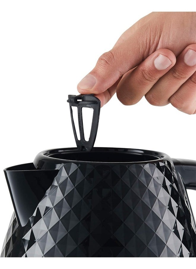 A set consisting of a 1.7 liter electric kettle, 2200 watts, and a 2000 watt electric heater with 4 candles and a temperature control switch.
