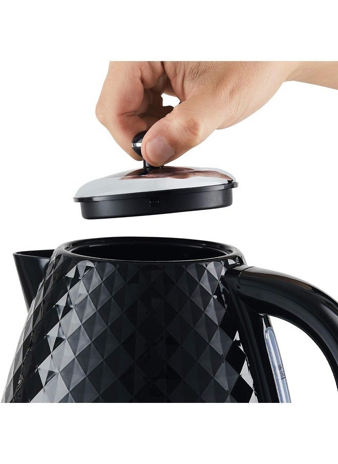 A set consisting of a 1.7 liter electric kettle, 2200 watts, and a 2000 watt electric heater with 4 candles and a temperature control switch.
