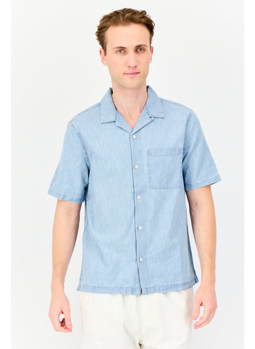 GAP Men Regular Fit Washed Short Sleeves Casual Shirt, Light Blue  - Image 1