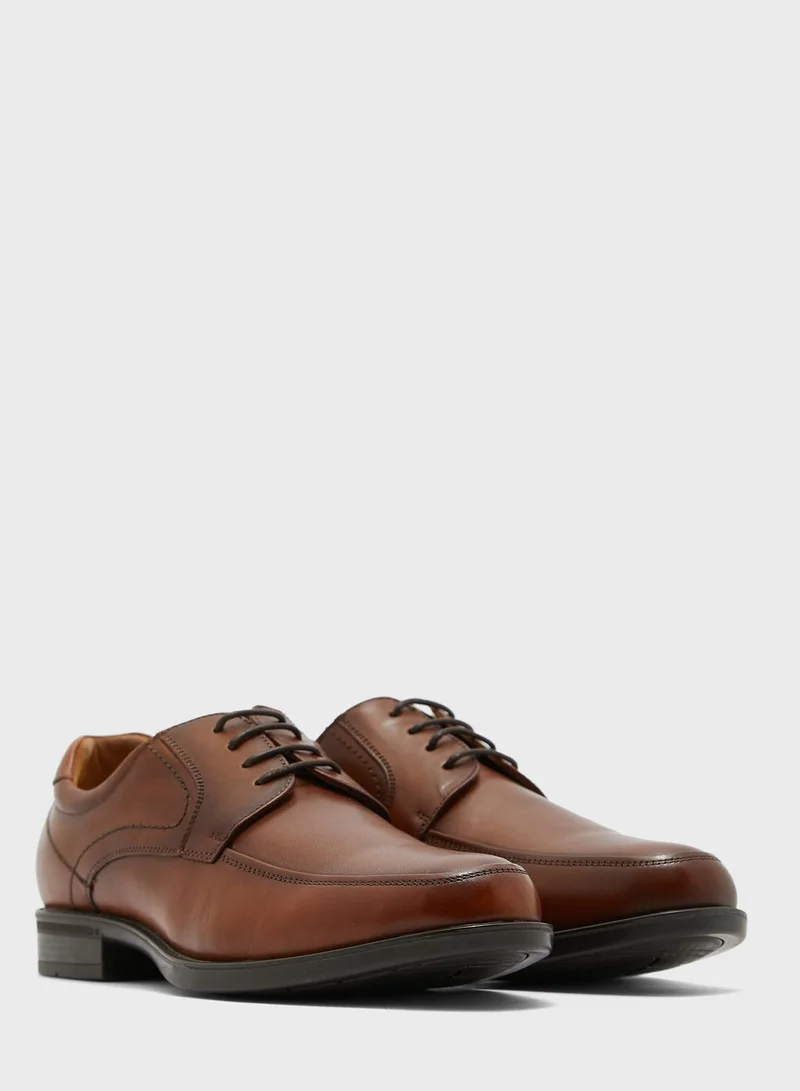 Florsheim Midtown Formal Lace Ups