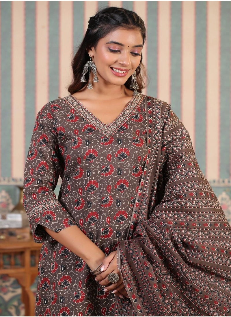 ISHIN Women's Multicoloured 100% Cotton Embellished Tunic Full Length Casual Straight Fit Kurta Set  - Image 3