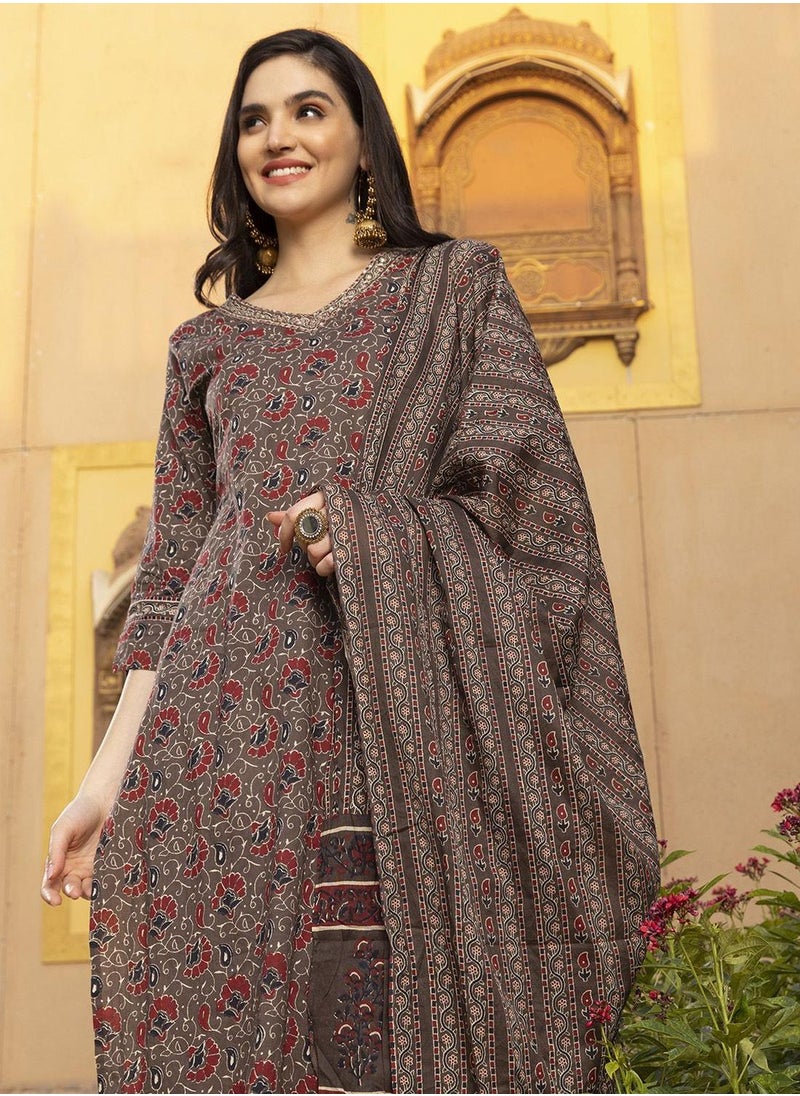 ISHIN Women's Multicoloured 100% Cotton Embellished Tunic Full Length Casual Straight Fit Kurta Set  - Image 2
