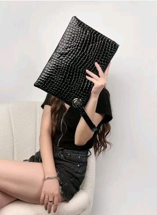Crocodile Embossed Square Bag With Wristlet - pzsku/Z0801CEBA19CD364B7935Z/45/1746224236/e1d968d0-1563-4d56-a814-5b1dc33f87ae