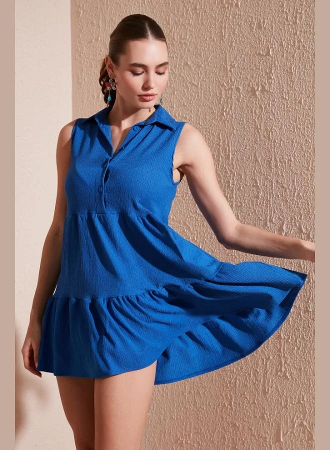 ليلا فستان قصير نسائي بياقة قميص من قماش الكريب بقصة ضيقة من ليلا