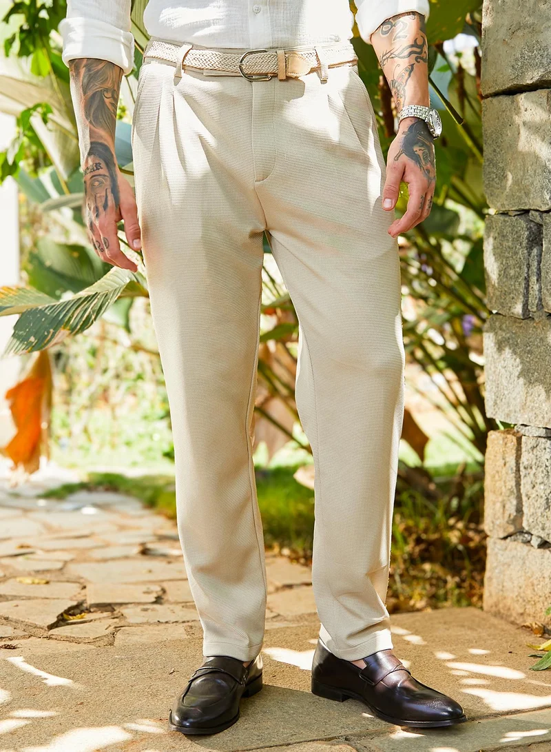 Campus Sutra Men's Saltbox Beige Micro-Waffle Chino Trousers