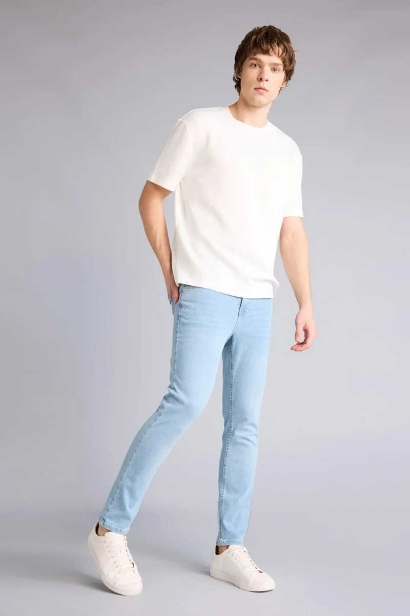 ديفاكتو Carlo Skinny Fit Regular Waist Jeans