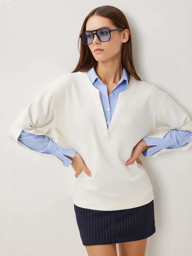 السعادة في إسطنبول ISTANBUL V-Neck Long Sleeve Sweatshirt with Poplin Detail