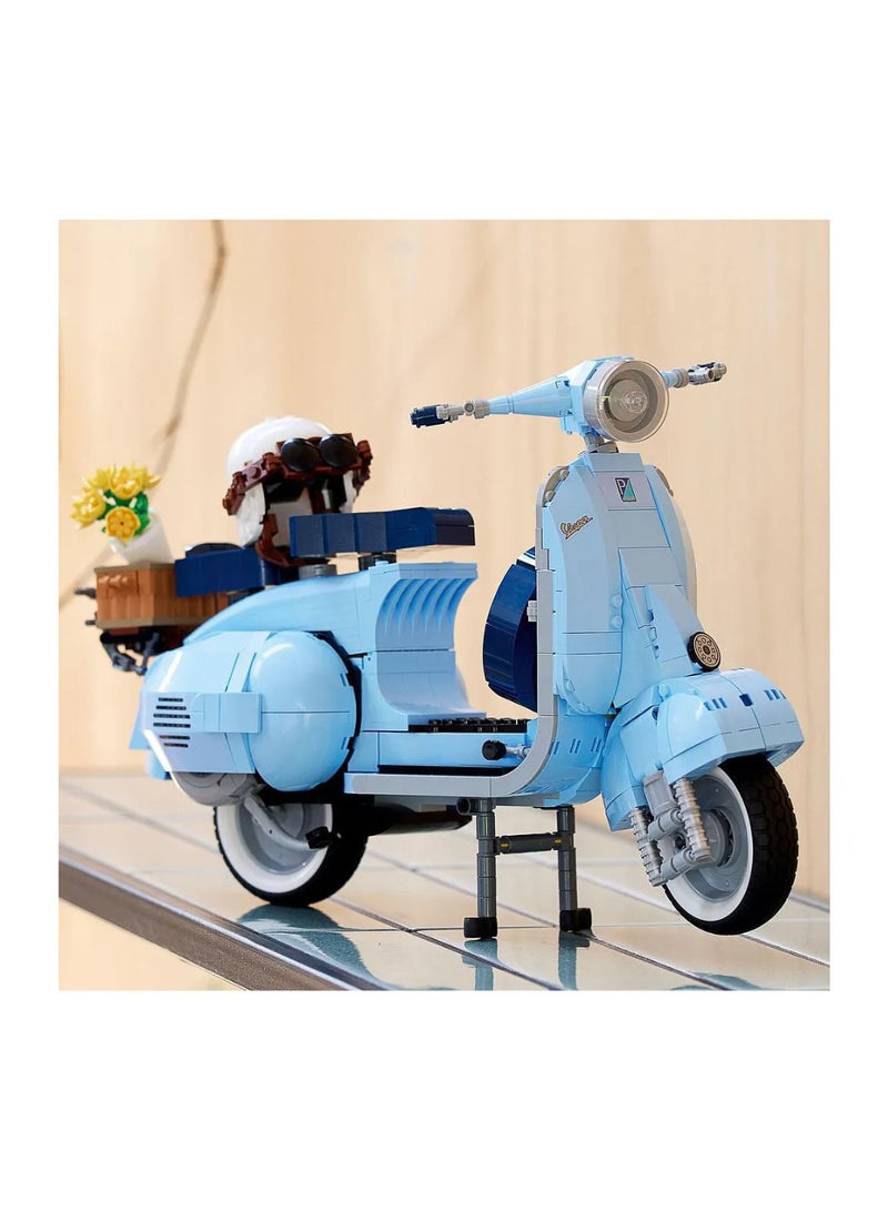 LEGO Icons Vespa 125 Model Kit - 1106 pcs, Ages 18 , Pastel Blue Collector's Building Set, Italian Design Display Piece (L 35 x B 12 x H 22cm) - 10298 - Image 3