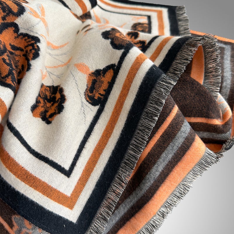 Wholesale 2025 Autumn and Winter New Style Imitation Cashmere Scarf Women''s Fashion Versatile Floral Jacquard Shawl - Image 4