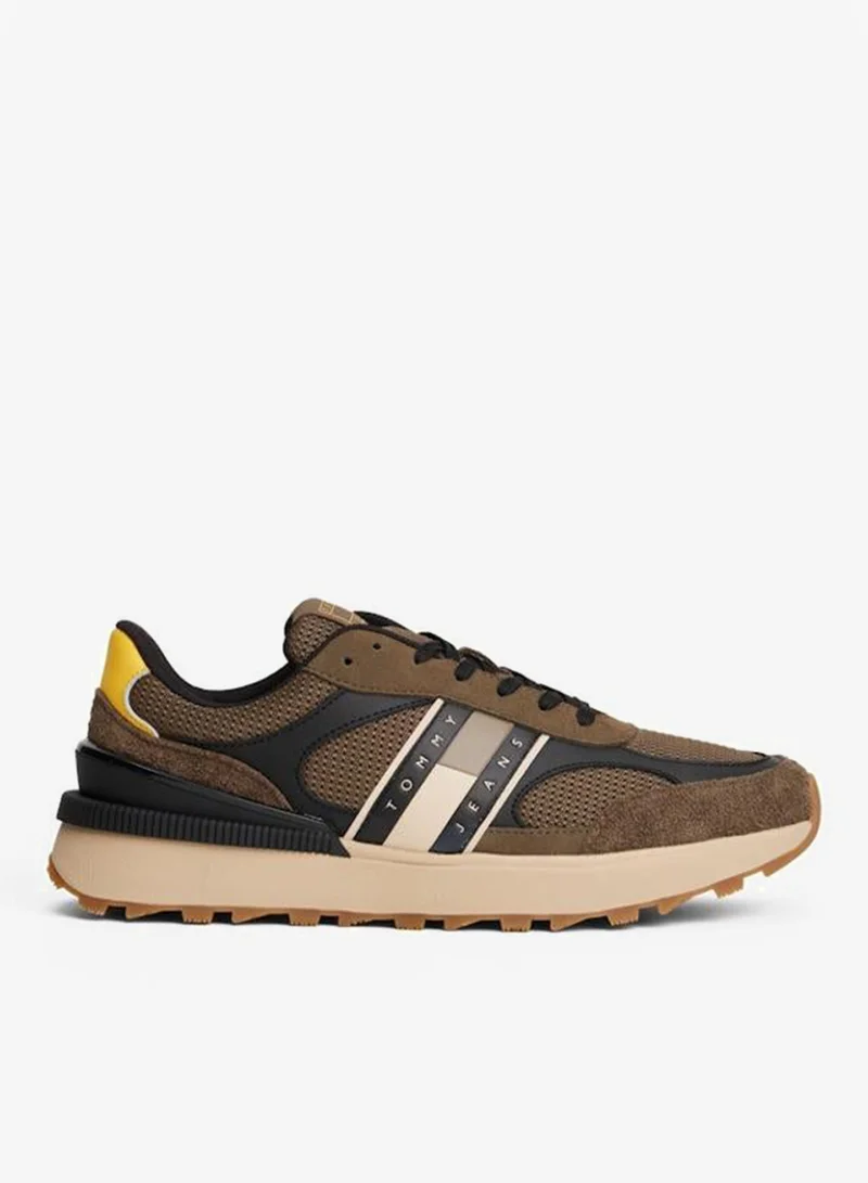 Casual Low Top Sneakers