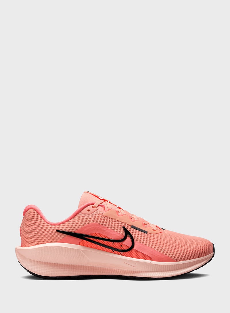 Nike Downshifter 13 - Image 1