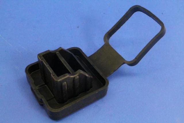 Mopar Genuine Trailer Hitch Cover - 82213706 - Image 2