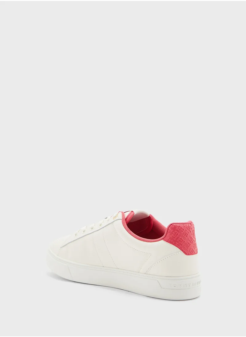 تومي هيلفيغر ELEVATED ESSENT SNEAKER MONOGRAM