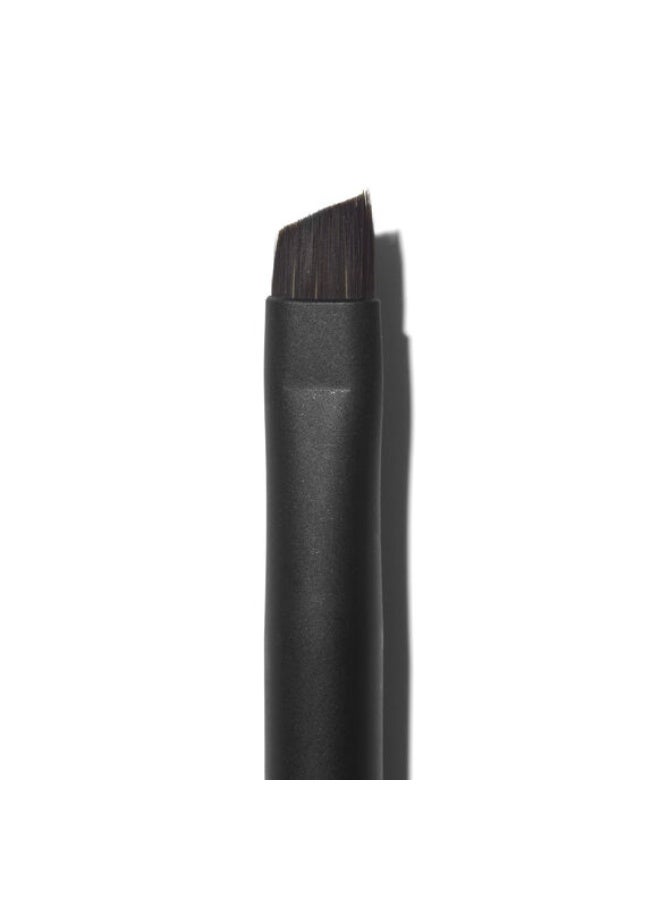 Space NK Brush 304 - Eyeliner, Lip and Brow - Image 4