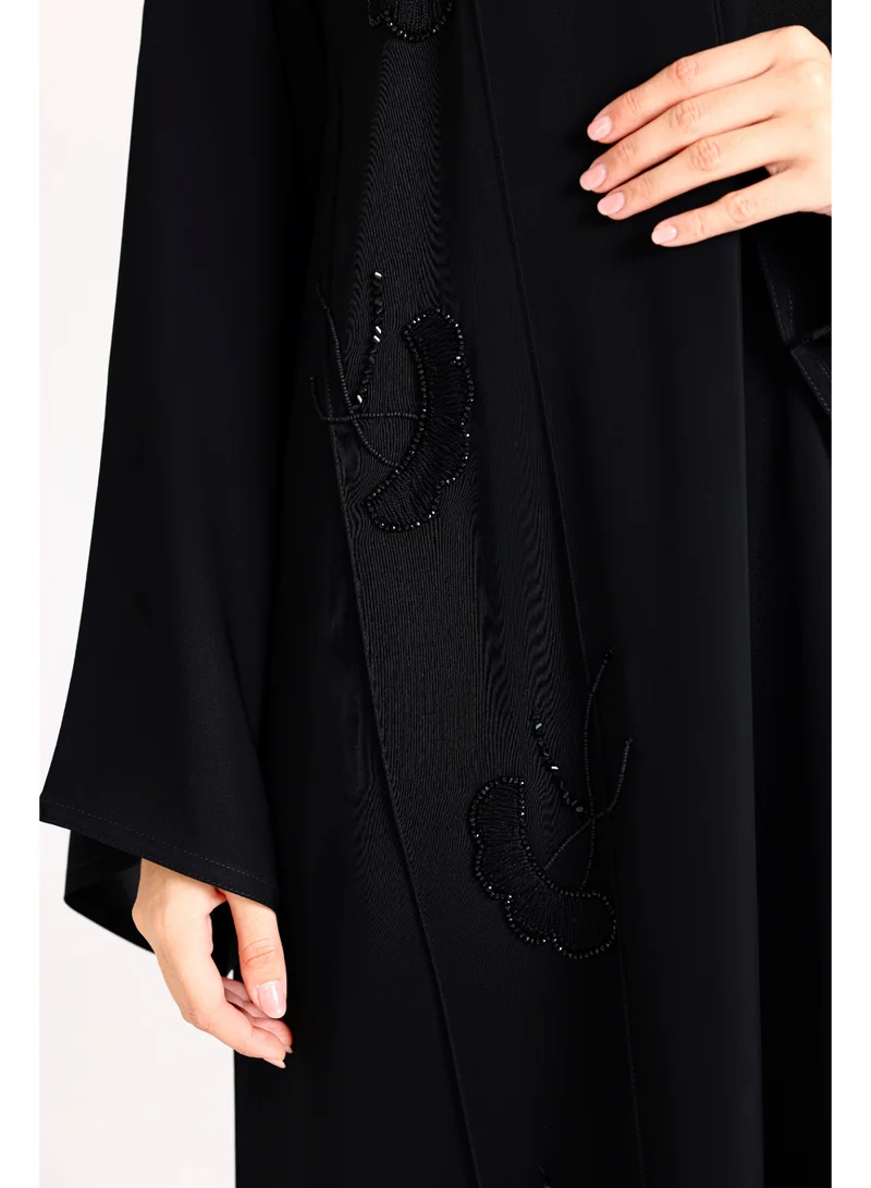 اكسا عباية سادة اسود تطريز خرز