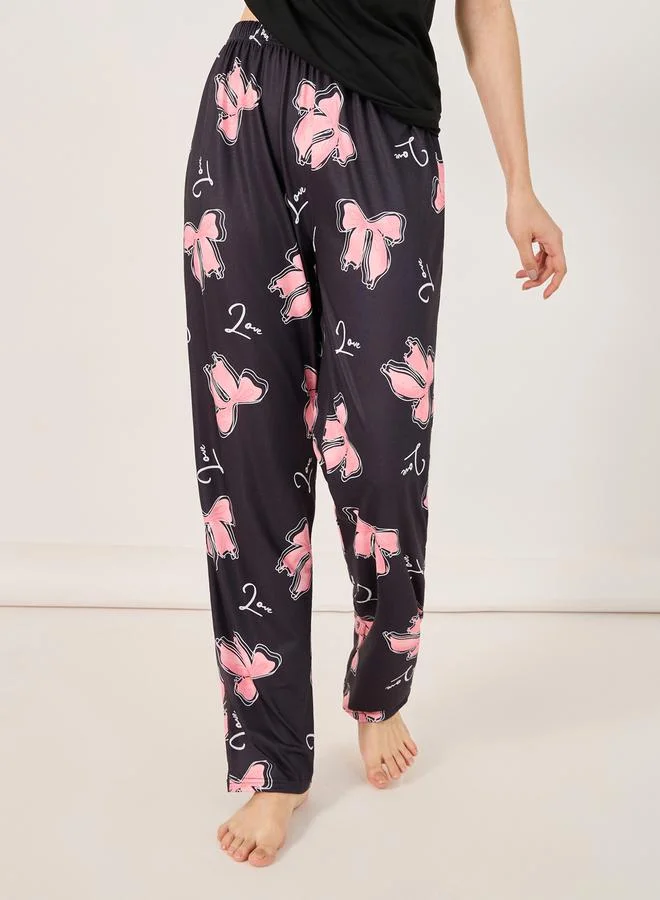 Styli Bow Graphic Print T-Shirt and Pyjama Set