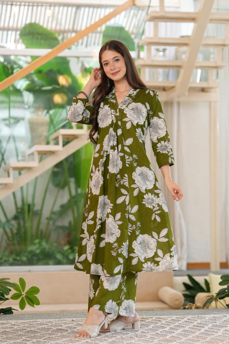 MEERA FAB Women Cotton Printed V-Neck Kurta Palazzo Set Green - Image 4
