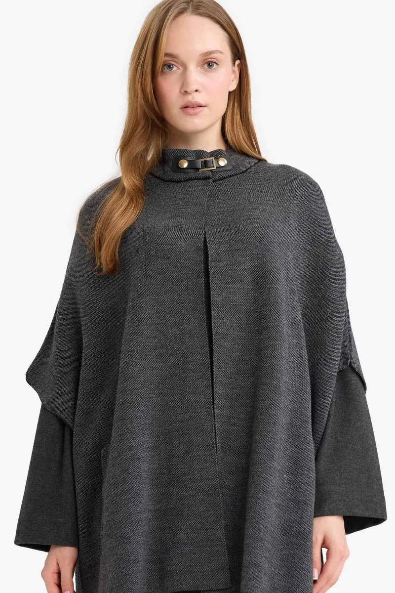 ديفاكتو High Neck Knitwear Cardigan