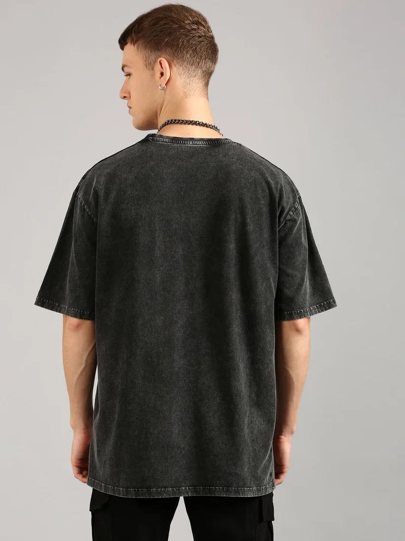 Joven Men Black Printed Pure Cotton Oversized Distressed T-Shirt