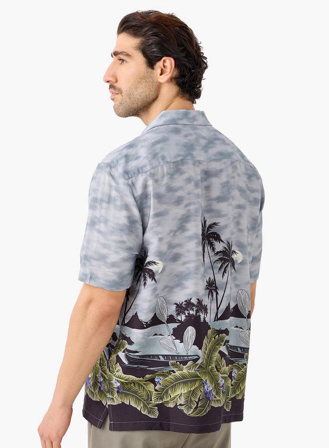 ايكونيك قميص مطبوع بقصة عادية وياقة كامب وأكمام قصيرة - Image 3