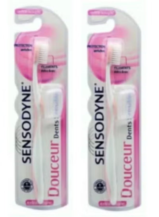 Sensodyne 2 Pieces Of Douceur Toothbrush With Brush Holder Multi color - Image 1