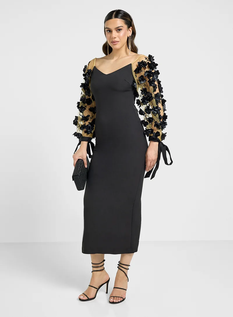 Threadz by Ajooni Floral Appliqué Midi Dress