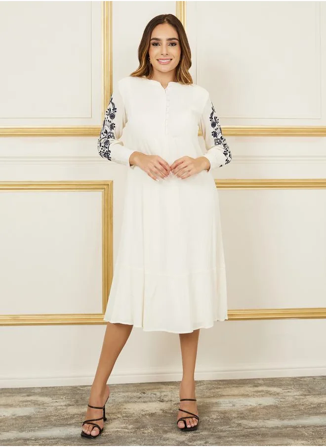 Styli Thread Embroidered Button Closure Shift Midi Dress