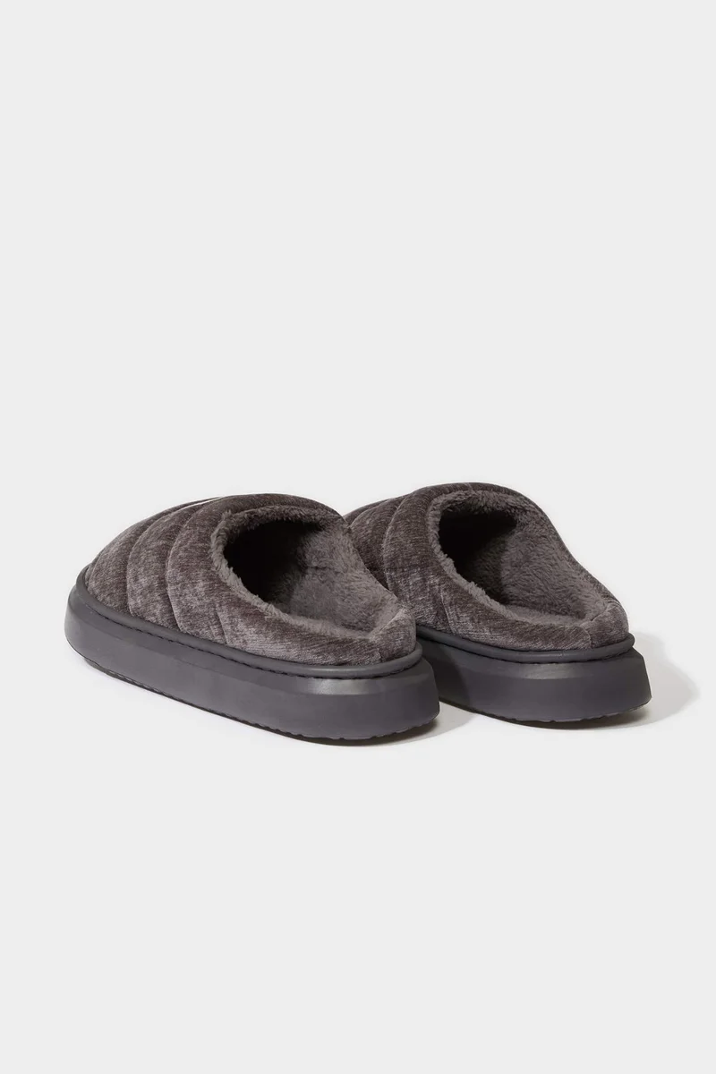 Defacto  Man Flat Sole Home Slippers for Men | Best Price UAE