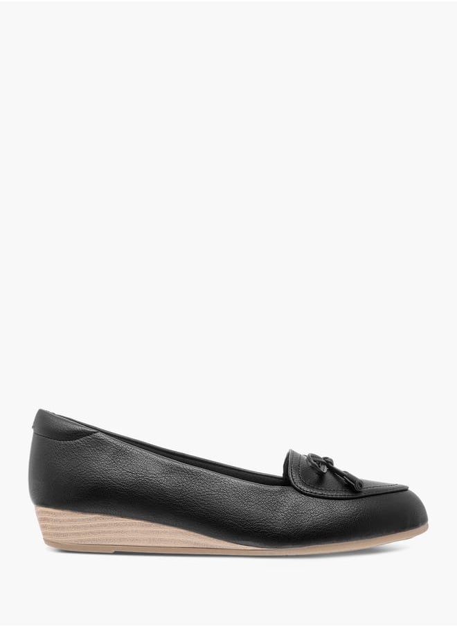 Le Confort Women Bow Detail Ballerina Shoes with Wedge Heels  - Image 3