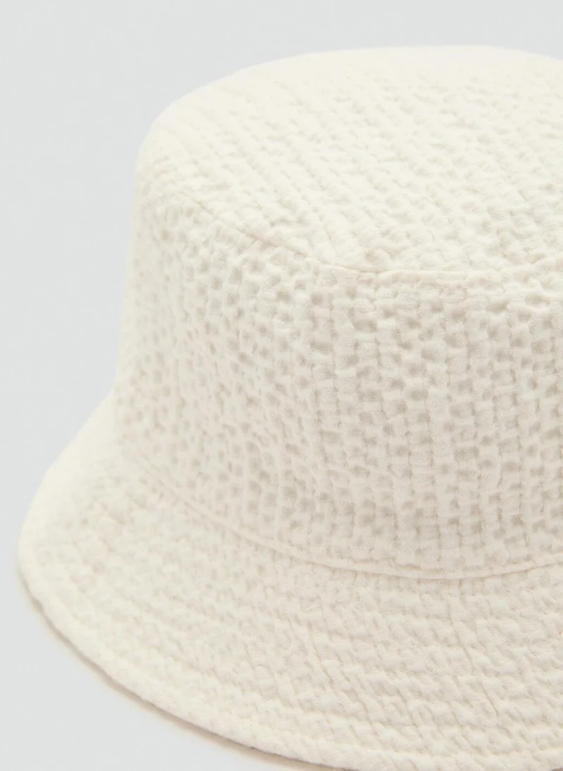 MANGO Textured Cotton Bucket Hat