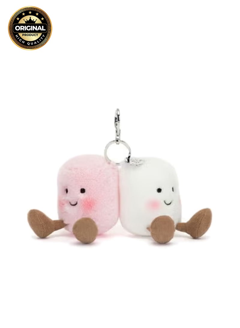Jellycat سحر حقيبة زوج من المارشميلو - سلسلة مفاتيح قطنية وردية وبيضاء لطيفة للحقائب، والحقائب المدرسية، والمفاتيح - إكسسوار دوي المارشميلو الناعم مع شريط ساتان ومشبك معدني - Image 1