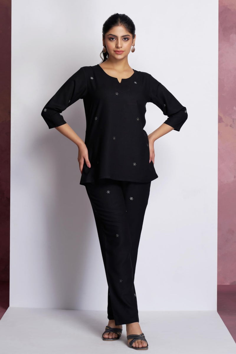 Berry&Bird BERRY BIRD Women's Floral Printed Rayon Night Wear Top and Bottom Night Suit Set - Image 5