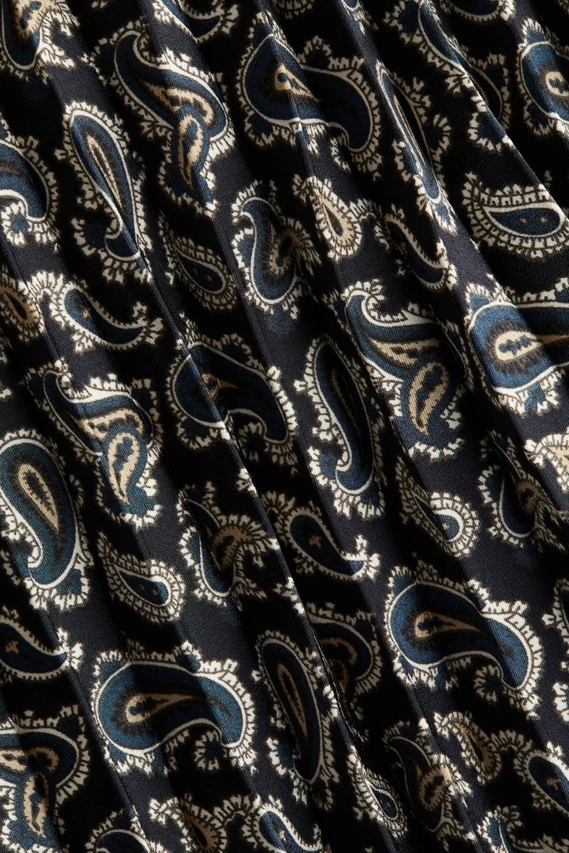 اتش اند ام تنورة بكسرات