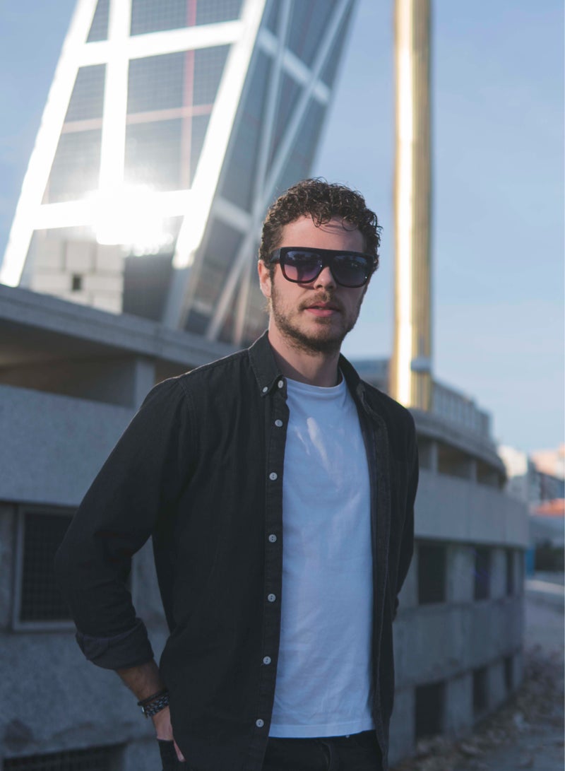 SOL.K Glossy-K Sol.K Sunglasses - Gradient Blue and Pink, Handcrafted Acetate Frame, Luxury CR-39 Lenses, UV400 Protection, Chic Two-Tone Design - Image 4