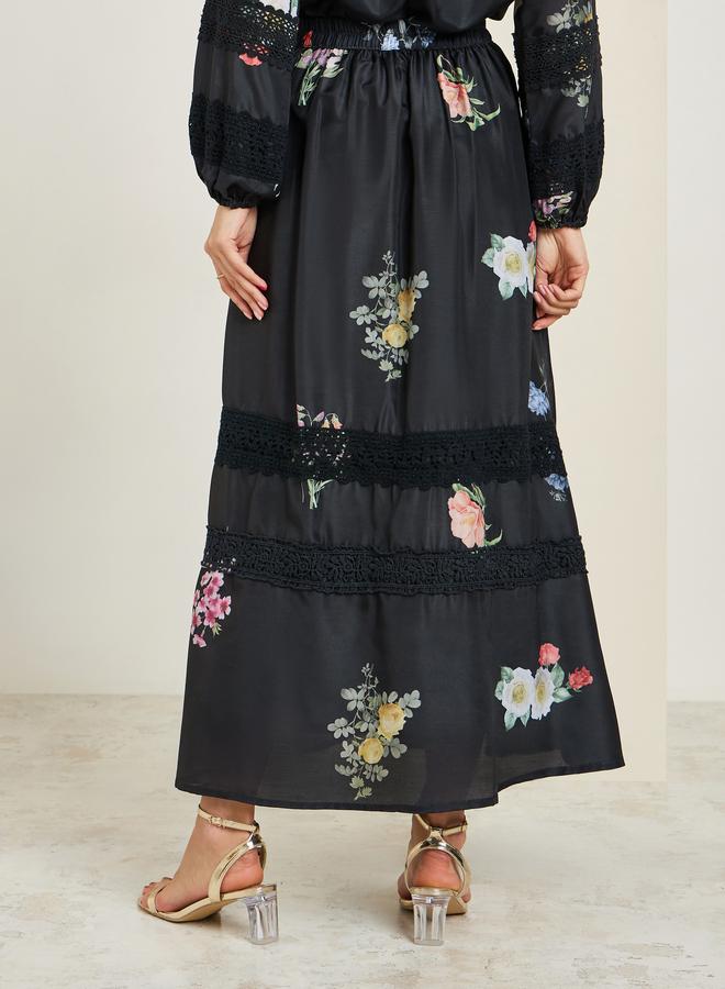 Styli Black Floral Print Maxi Skirt with Lace Trim - Image 4
