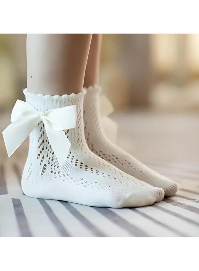 Rawda Bow Socks - Off White