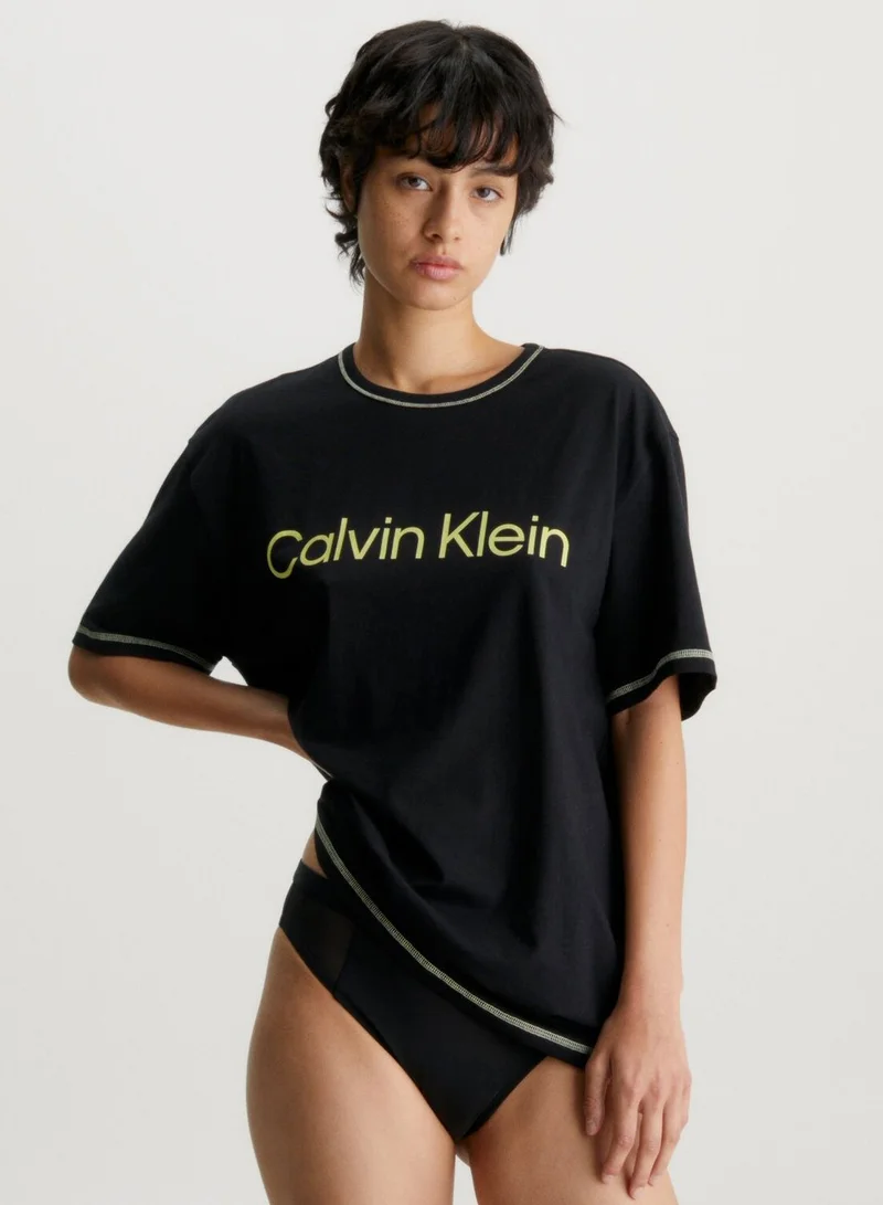 CALVIN KLEIN Crew Neck Logo T-Shirt
