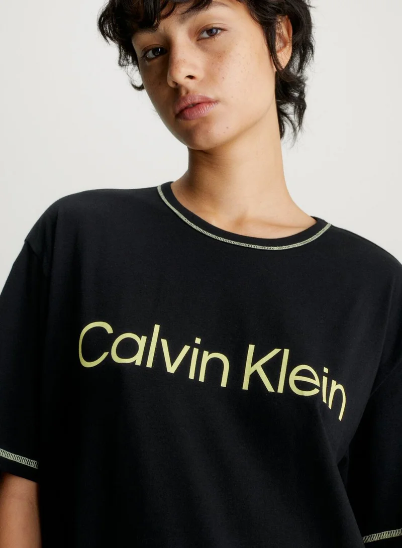 CALVIN KLEIN Crew Neck Logo T-Shirt