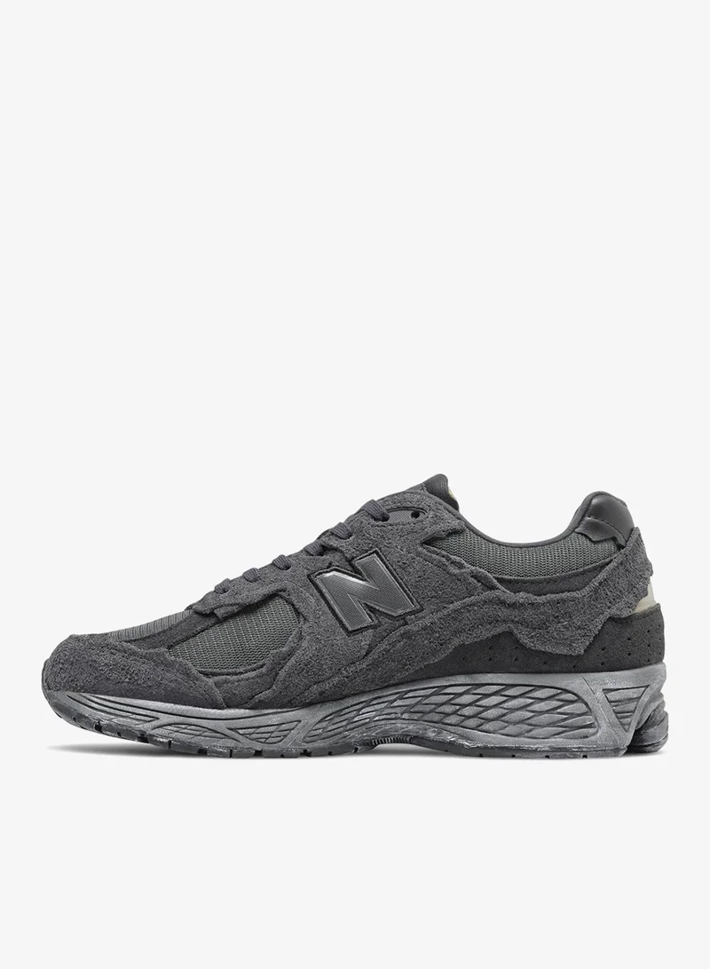 New Balance  M2002RV1 casual Sneakers (Standard Fit) for Men | Best Price UAE
