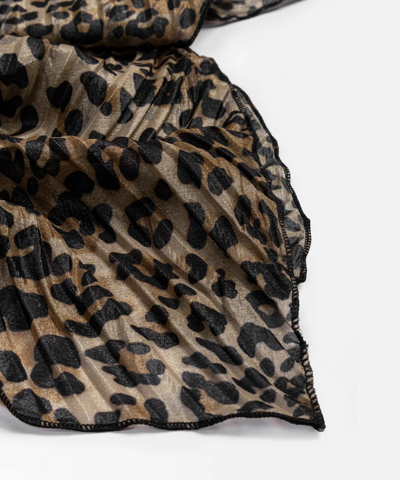 ابيكول شال منقوش