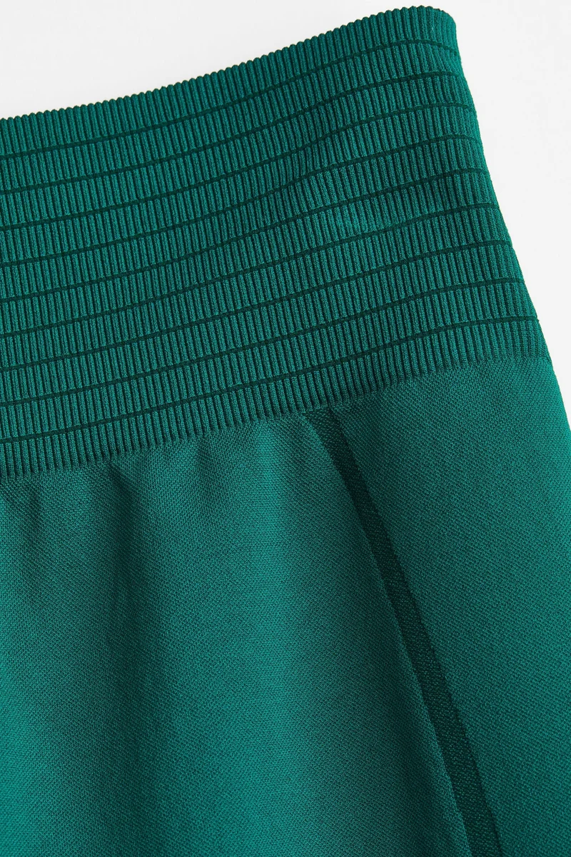 اتش اند ام كولون رياضي ناحت بدون خياطة من نسيج دراي موف