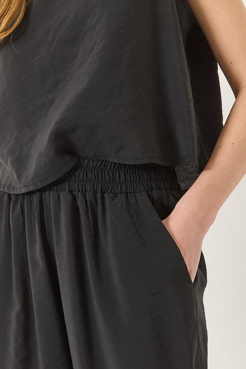 Bianco Lucci LUCCI Sleeveless Crew Neck Blouse and Carrof Fıt Pants Set - Image 5