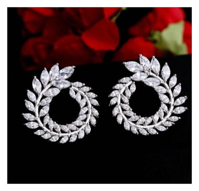 Shein New Fashion Exaggerated Zirconia Earrings, Exquisite And Trendy, With Leaves Twirling Design For Street Snap - Image 1