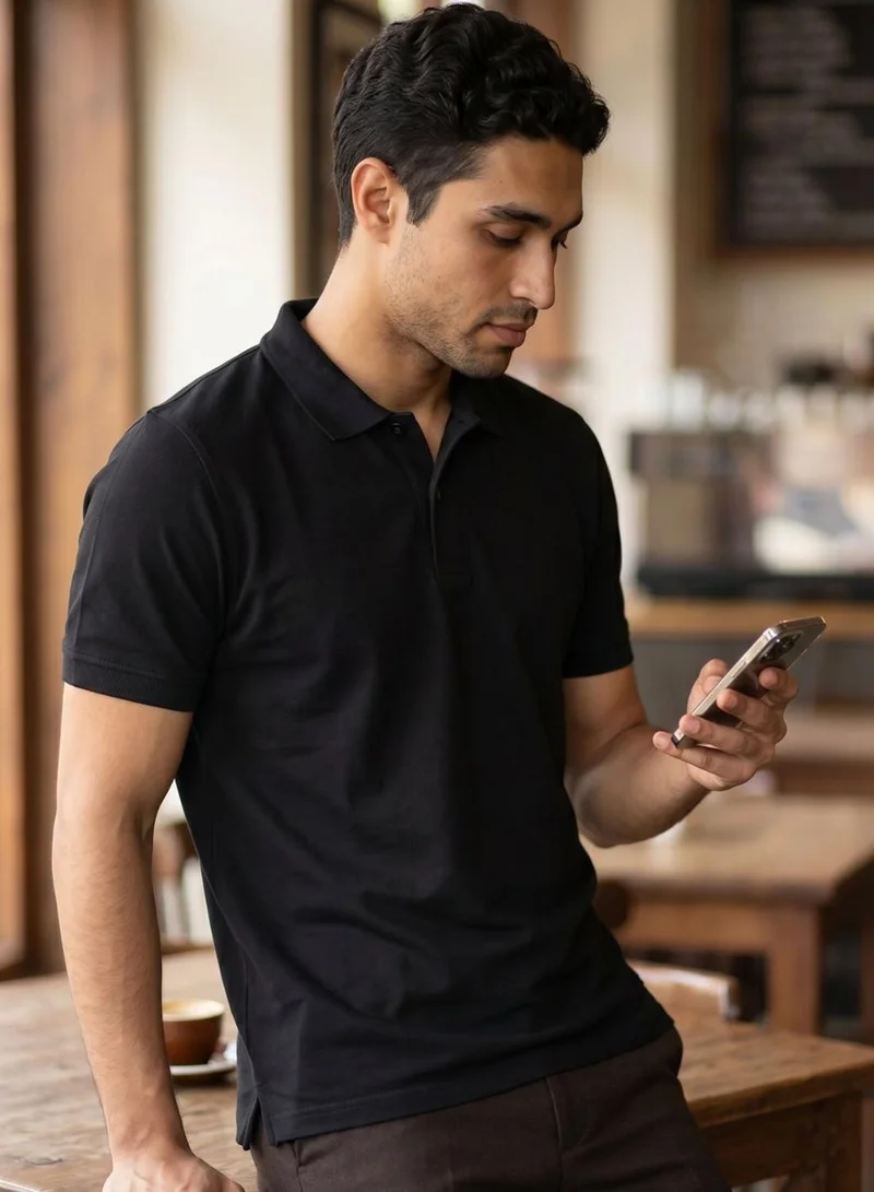 دينيس لينغو Men Black Cotton Blend Solid Regular T-Shirt