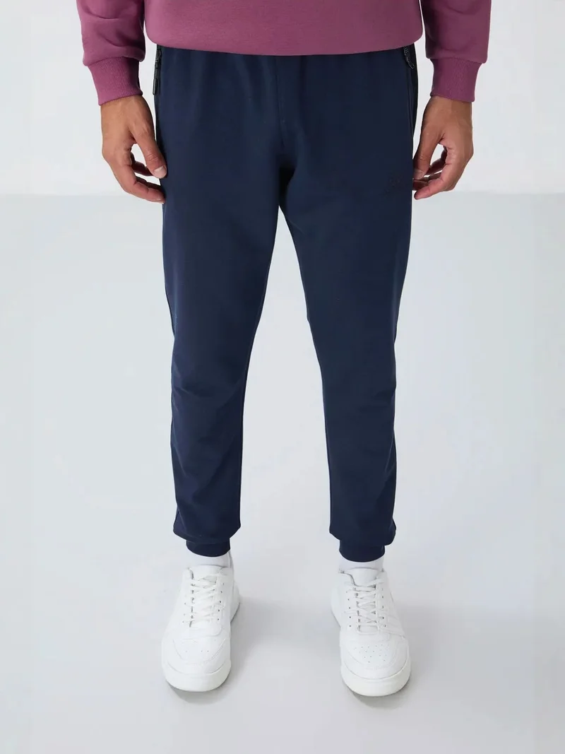تومي لايف TOMMY Men's Jogger Sweatpants With Zip Pocket