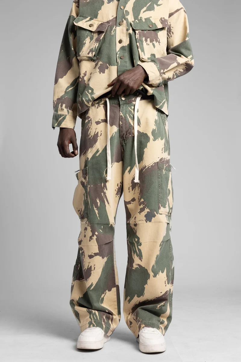 Catch Camouflage Pattern Cargo Pants